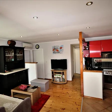 Apartment Ticak *